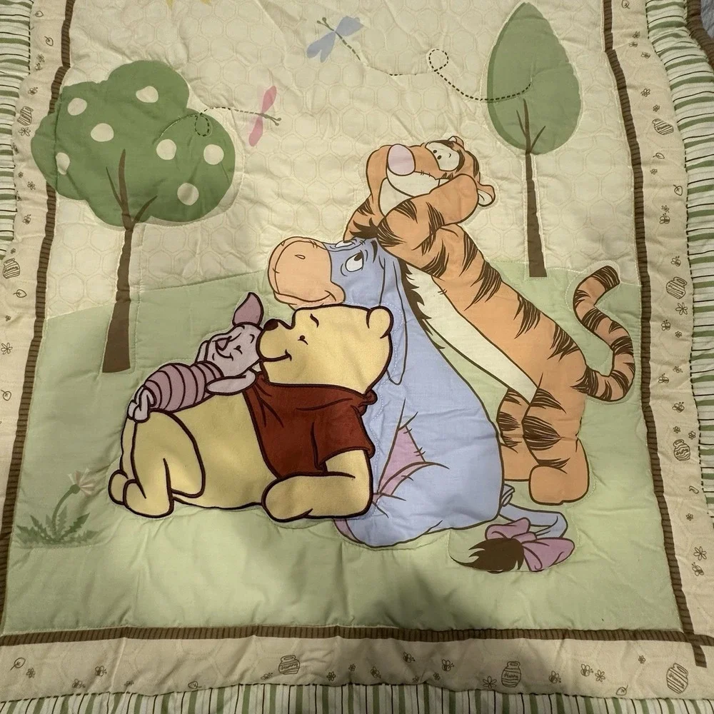 Winnie the Pooh Tigger Piglet Eeyore Baby Quilt Blanket Comforter Puff Crib